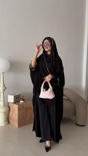 عباية D70003 - بقماش بلاك بيري قصة بشت بكلفة بالكم - ملون
