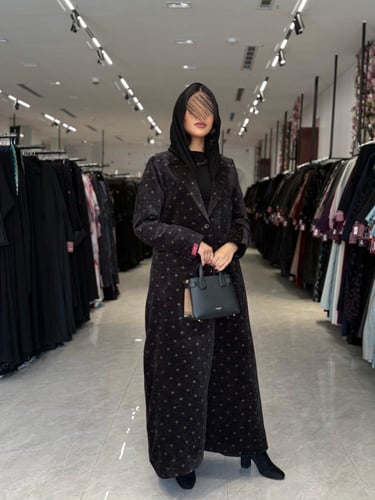 عباية D717-شتويه بليزر مخمل شامواه منقط ذهبي