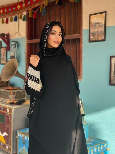 عباية عِزة D233