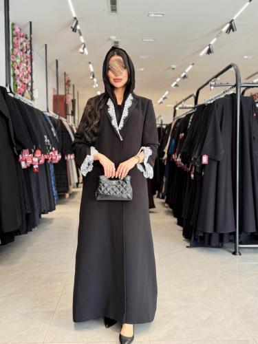 عباية D961 - بليزر بقماش كريب رموش مزين بدانتل - ا...