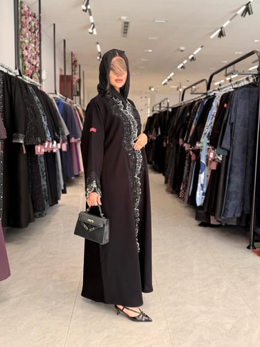 عباية D864 - بقماش سراميك بشك بالياقة والاكمام نص...