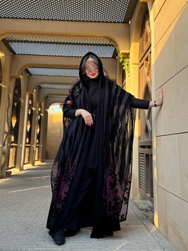 عباية D625 - شتوية قماش مخمل بطبعات ملونة - فوشي