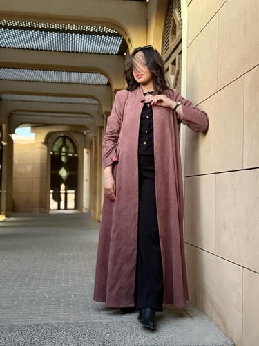 عباية D612 - شتوية بقماش شاكيرا نصف كلوش - وردي
