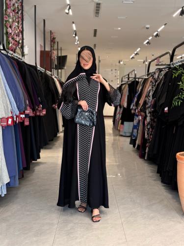 عباية D5105 - بقماش كريب ملكي وشيفون منقط ابيض من...