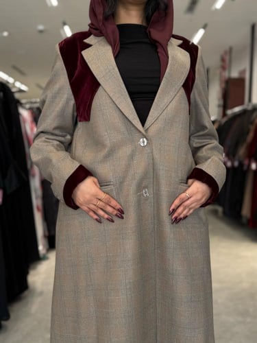 عباية D716- بليزر قماش جوخ كاروهات بتدخيلات مخمل -...