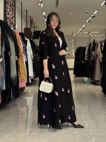 عباية D522 - اسود مطرز