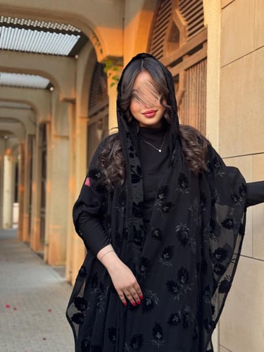 عباية D615 - شتوية نصف بشت مخمل طبقتين