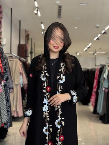 عباية D513 - تطريز ملون