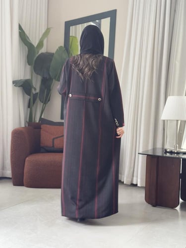 عباية D0141-اسود مخطط عنابي