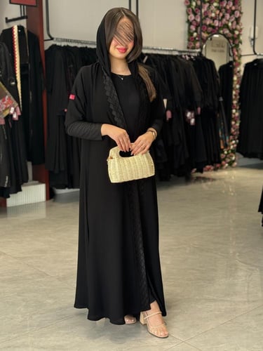 عباية D547 - عباية صيفيه قماش ملكي مطرز من الامام...