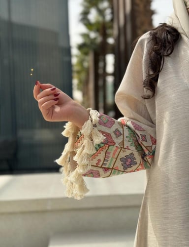 عباية D208 بيج