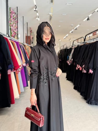 عباية D5006 - ربع كلوش بقماش بليزر بشك وترتر بالنص...