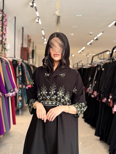 عباية D902 - بقماش ملكي نص كلوش بتطريز - زيتي مع ا...