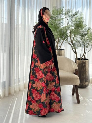 عباية D125 - ورد احمر