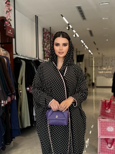 عباية D489 -اسود منقط