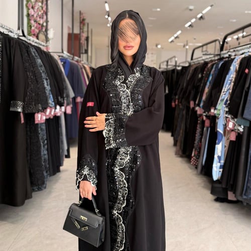 عباية D864 - بقماش سراميك بشك بالياقة والاكمام نص...