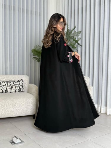 عباية D591 - قماش ملكي كلفة بالاكمام