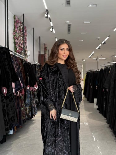 عباية D666 - شتوية نصف بشت قماش مخمل بطبعات - ليلك...