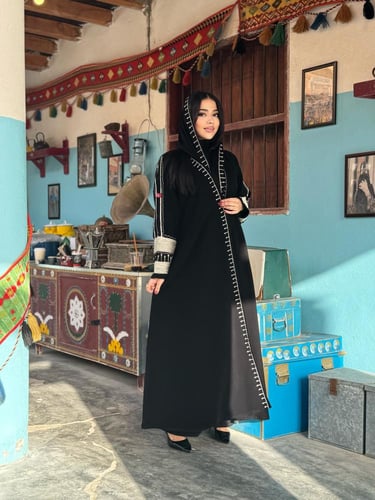 عباية عِزة D233