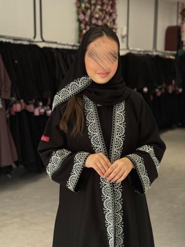 عباية D580 - صيفيه قماش كتان مطرز نصف كلوش - ابيض