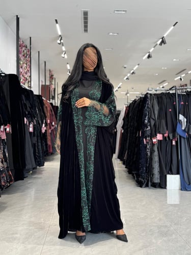 عباية D706- قماش مخمل تدخيلات الدانتيل قصة نصف بشت...