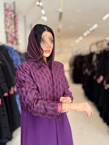 عباية D934 - بقماش روكاما مع كريب باربي قصة بليزر...