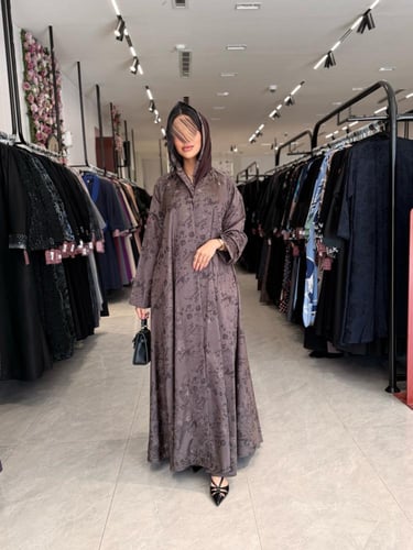 عباية D888 - بقماش جاكار ناعم دبل كلوش - بني