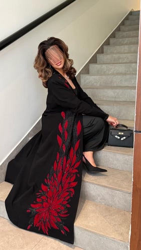 عباية D840 - بليزر بقماش سراميك مزينة بدانتل وشك -...