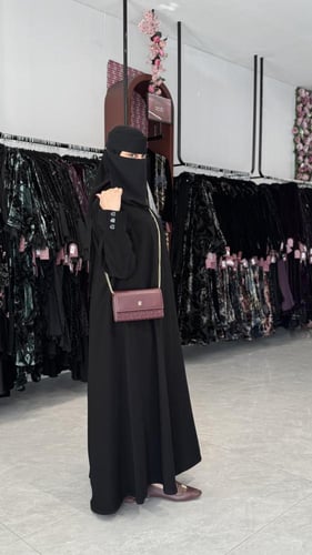 عباية D596 - قماش شاكيرا كامل بازره زينة