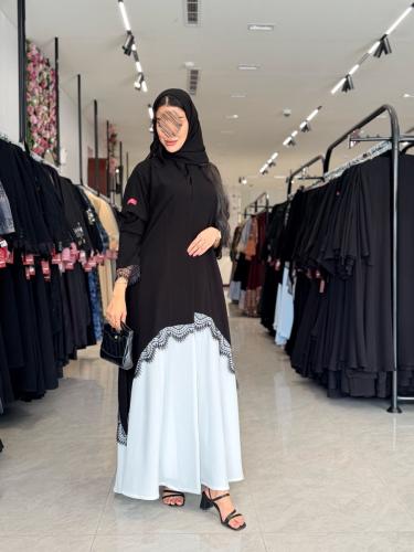 عبايه D5034- بقماش ملكي مع قماش كريب احساس ابيض من...