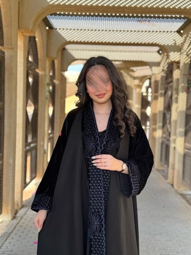 عباية D623 - دبل كلوش كتان مع مخمل مطرز - كحلي