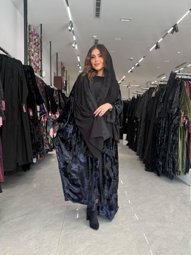 عباية D666 - نصف بشت قماش مخمل بطبعات - كحلي