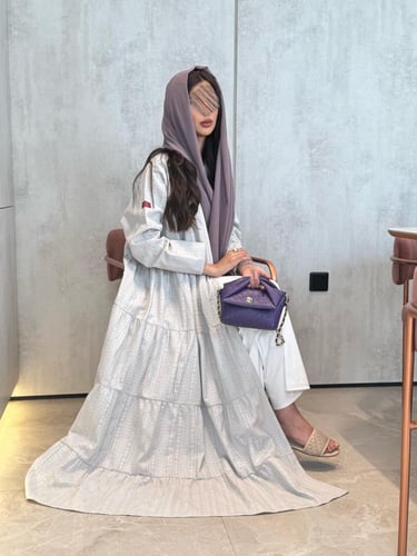 عباية D422 - فضي