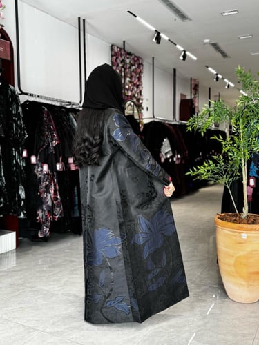 عباية D742 - قماش جاكار برسم طبعات - كحلي