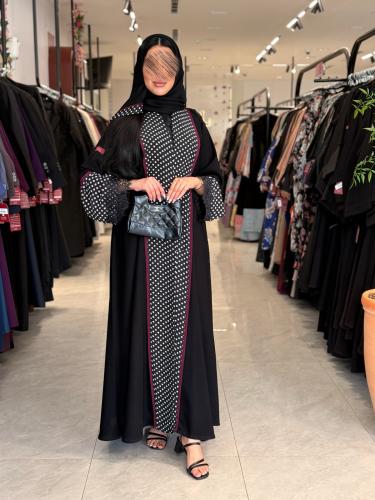 عباية D5105 - بقماش كريب ملكي وشيفون منقط ابيض من...