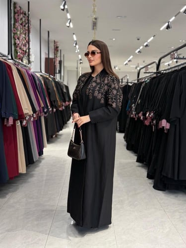 عباية D823 - بليزر بقماش كريب روان مبطن قصة ايه لا...