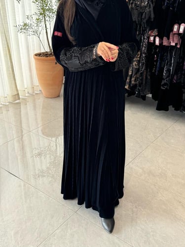 عباية D633- شتوية قماش مخمل كسرات دبل كلوش-كحلي