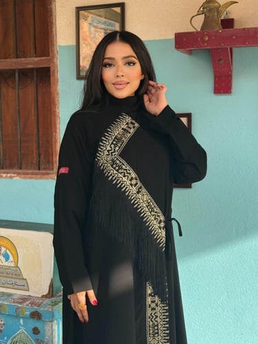 عباية هدباء D219 -ذهبي