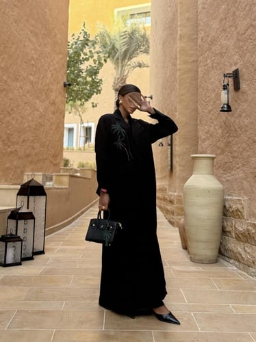 عباية D562 - اسود