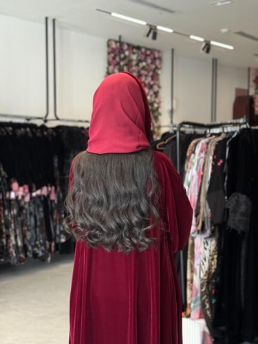 عباية D711-شتويه قماش مخمل عنابي دبل كلوش - عنابي