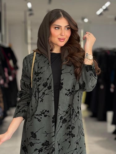 عباية D680 -شتوية قماش شامواه بطبعات مشجر - تيفاني