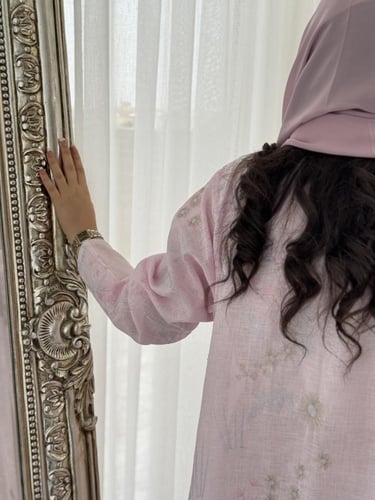 عباية D382 -وردي