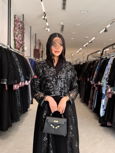 عباية D882 - بقماش سراميك مع دانتل بتطريز وترتر با...