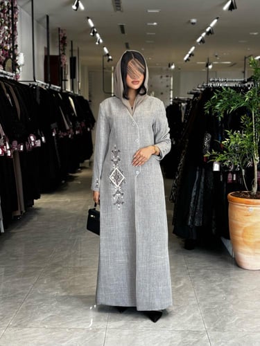 عباية D779 - بقماش لنن بتطريز وشك تحديد بيج قصة ست...