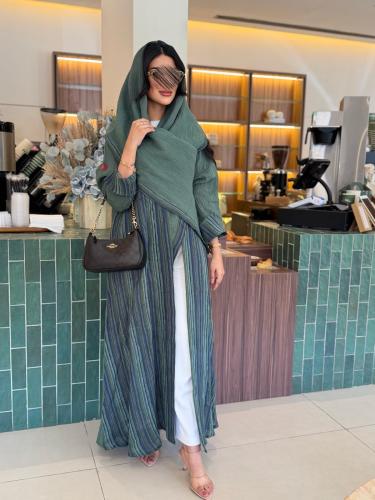 عبايه D5043 - بقماش لنن مكسر قصه ربع كلوش - زيتي