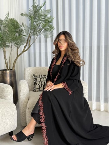 عباية D590 - قماش ملكي كلفة من الامام - نحاسي محمر