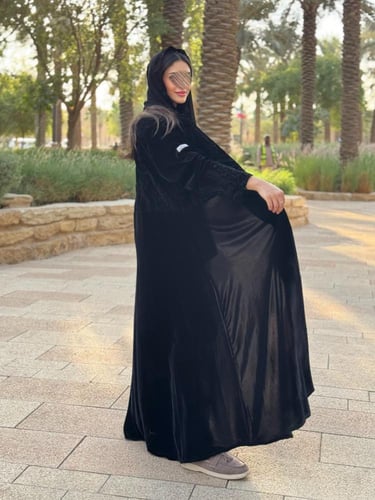 عباية D176 - اسود مع رمادي