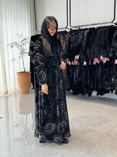 عباية D705 - شتوية قماش مخمل مشجر قصة نصف كلوش - ذ...