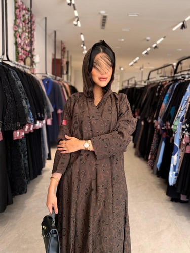 عباية D889 - بقماش اورجانزا مخرم نص كلوش - بني