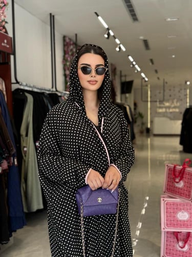 عباية D489 -اسود منقط